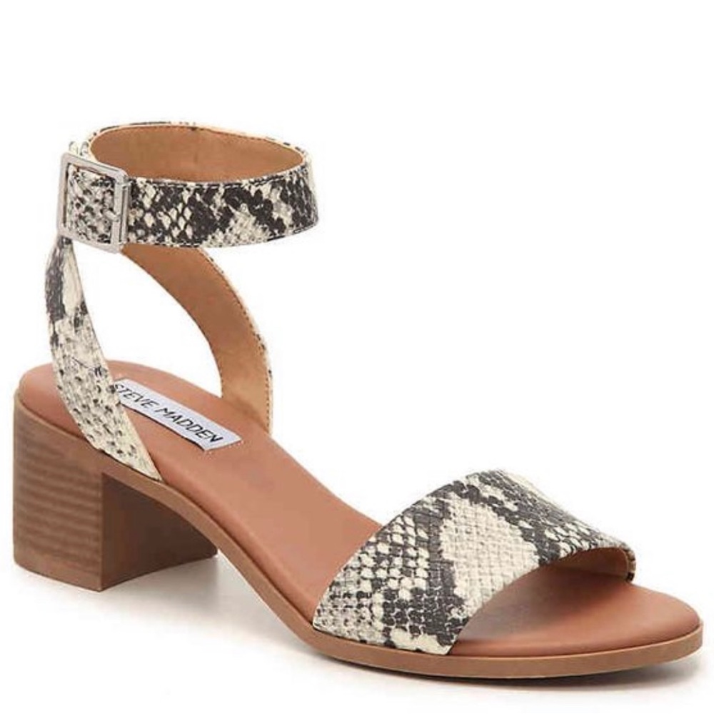 Steve Madden- Kemmy snakeskin block heel size 6